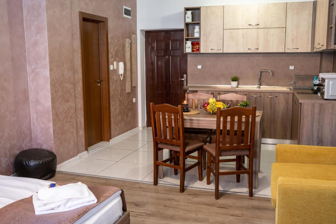 Luxor Apartment Velingrado Exterior foto